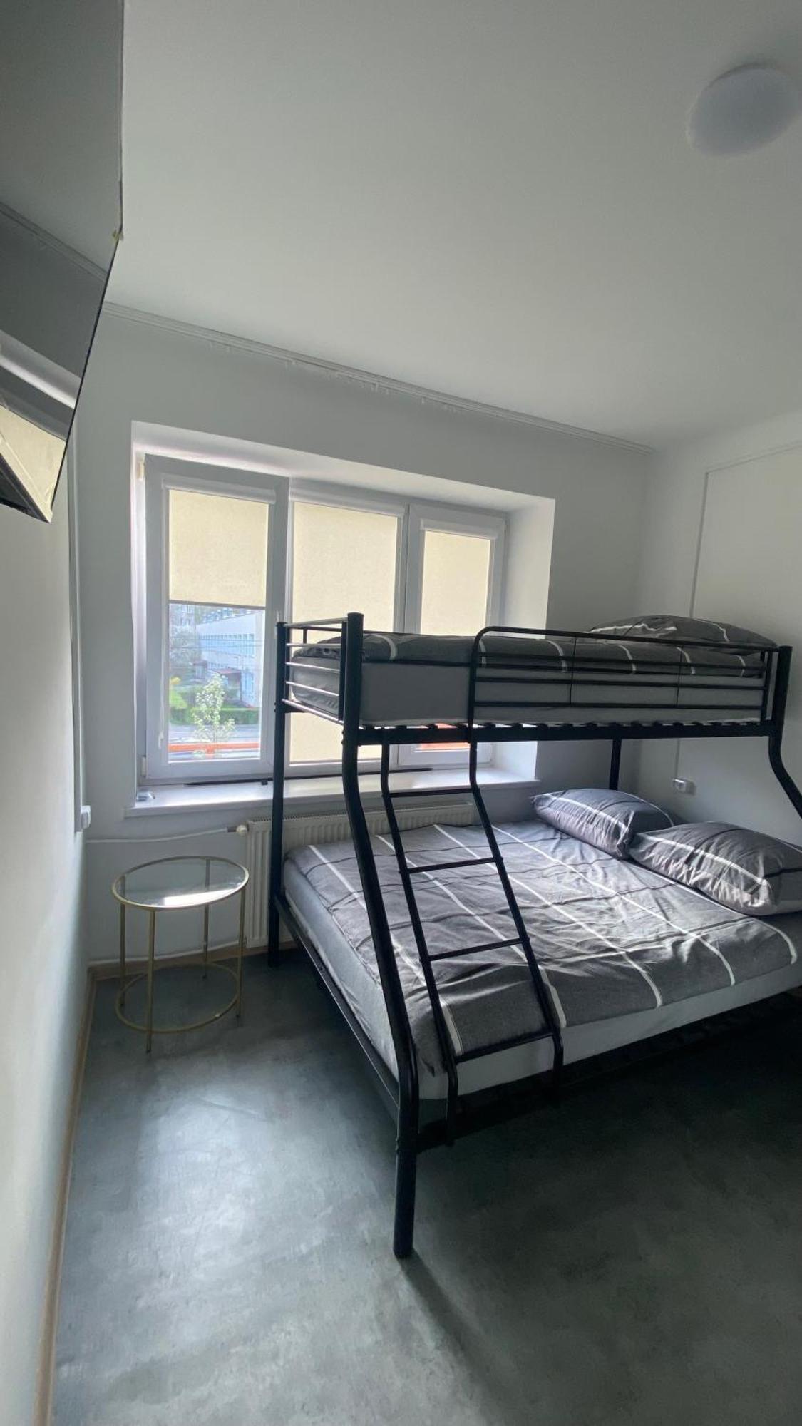 Hostel Harmonia Варшава Экстерьер фото