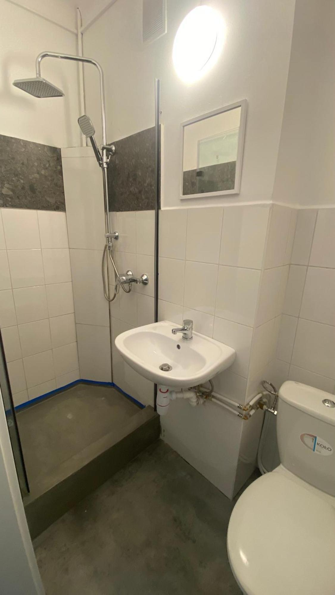 Hostel Harmonia Варшава Экстерьер фото